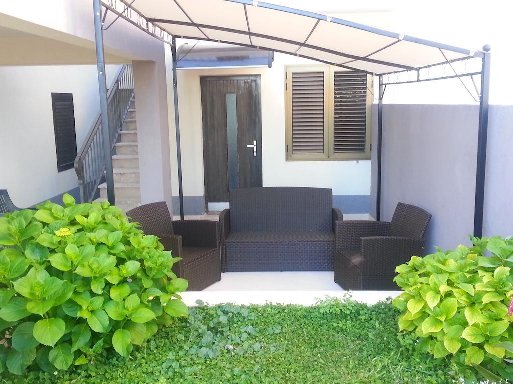 Holiday Home Petra Podstrana Ruang foto